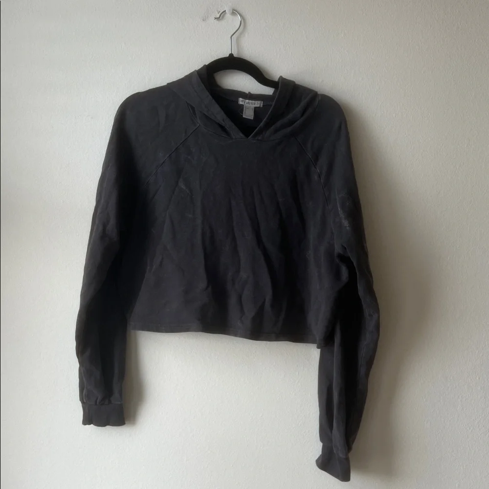 Forever 21 Heather Washout Gray Pullover - Picture 1 of 3